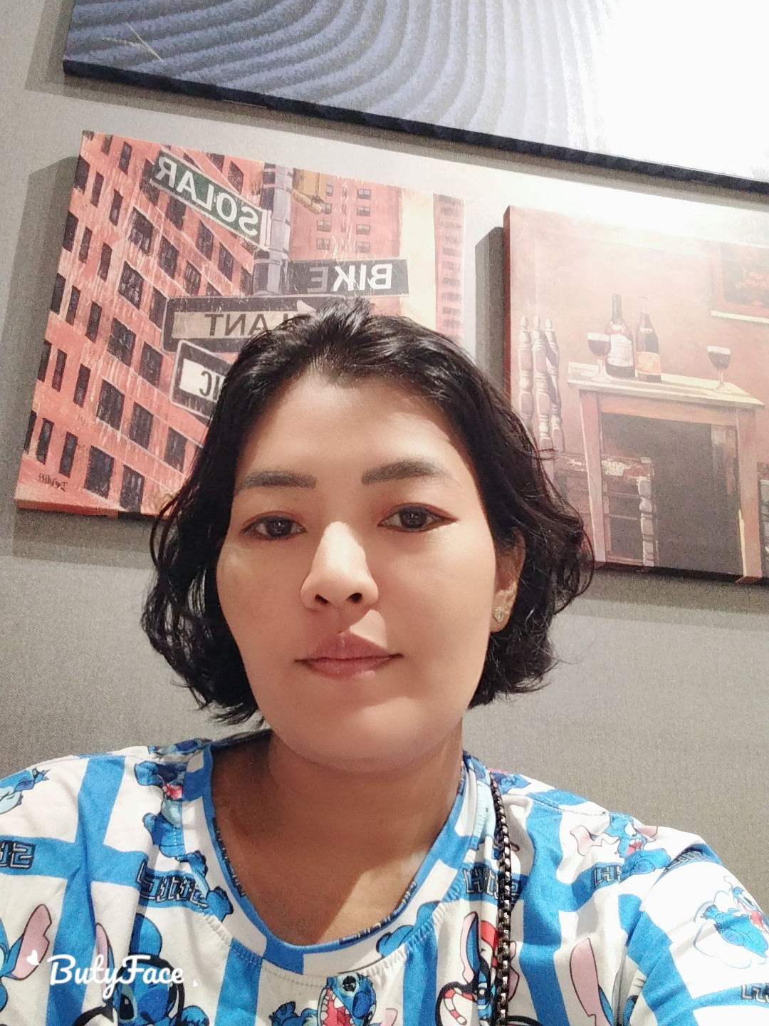 Shwe Pyae Profile Picture