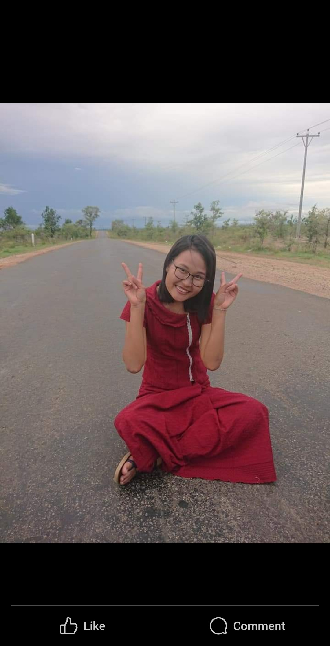 Thet Mon Profile Picture