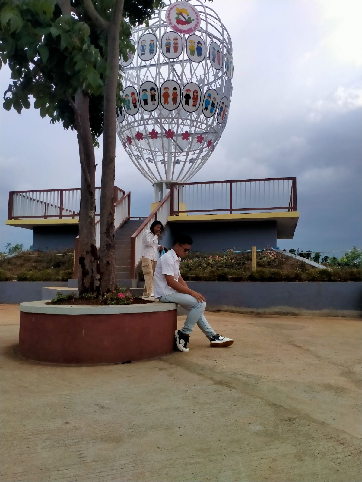Yan Lay Profile Picture